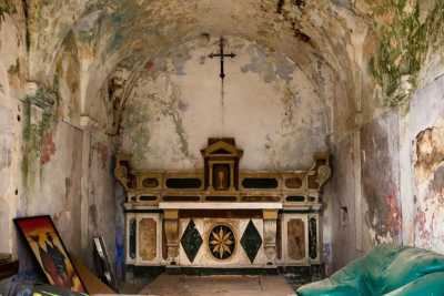 Bari, su strada Vassallo si affaccia un'antica chiesetta: � parte di una dimenticata masseria